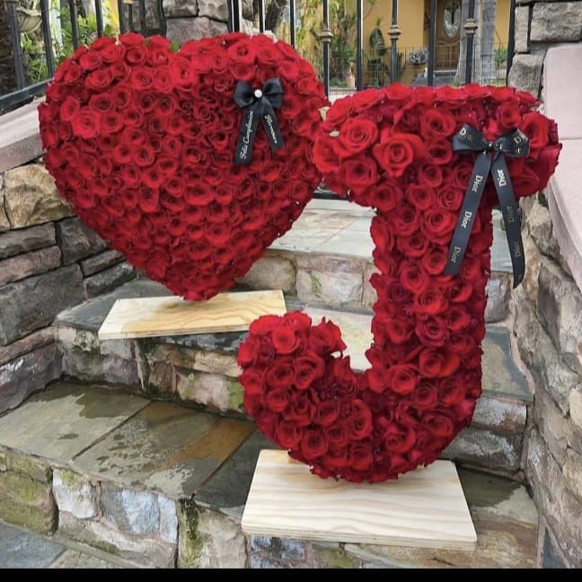 Dainty delight heart&all
